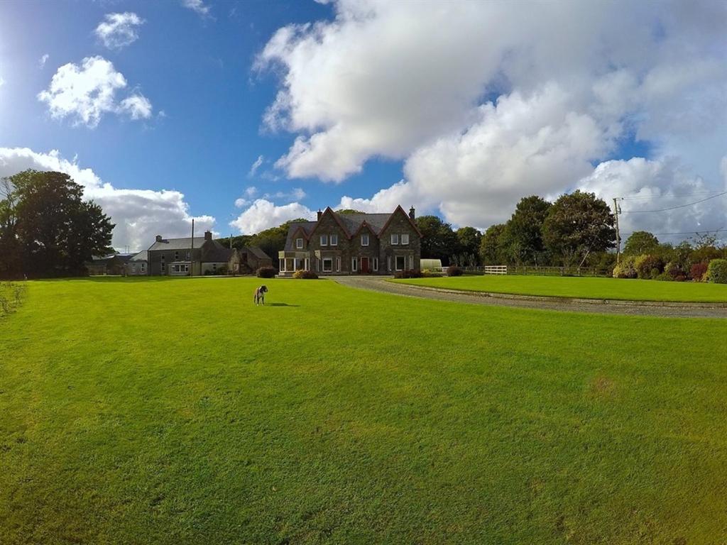 Lake House Dunmanway Exterior photo